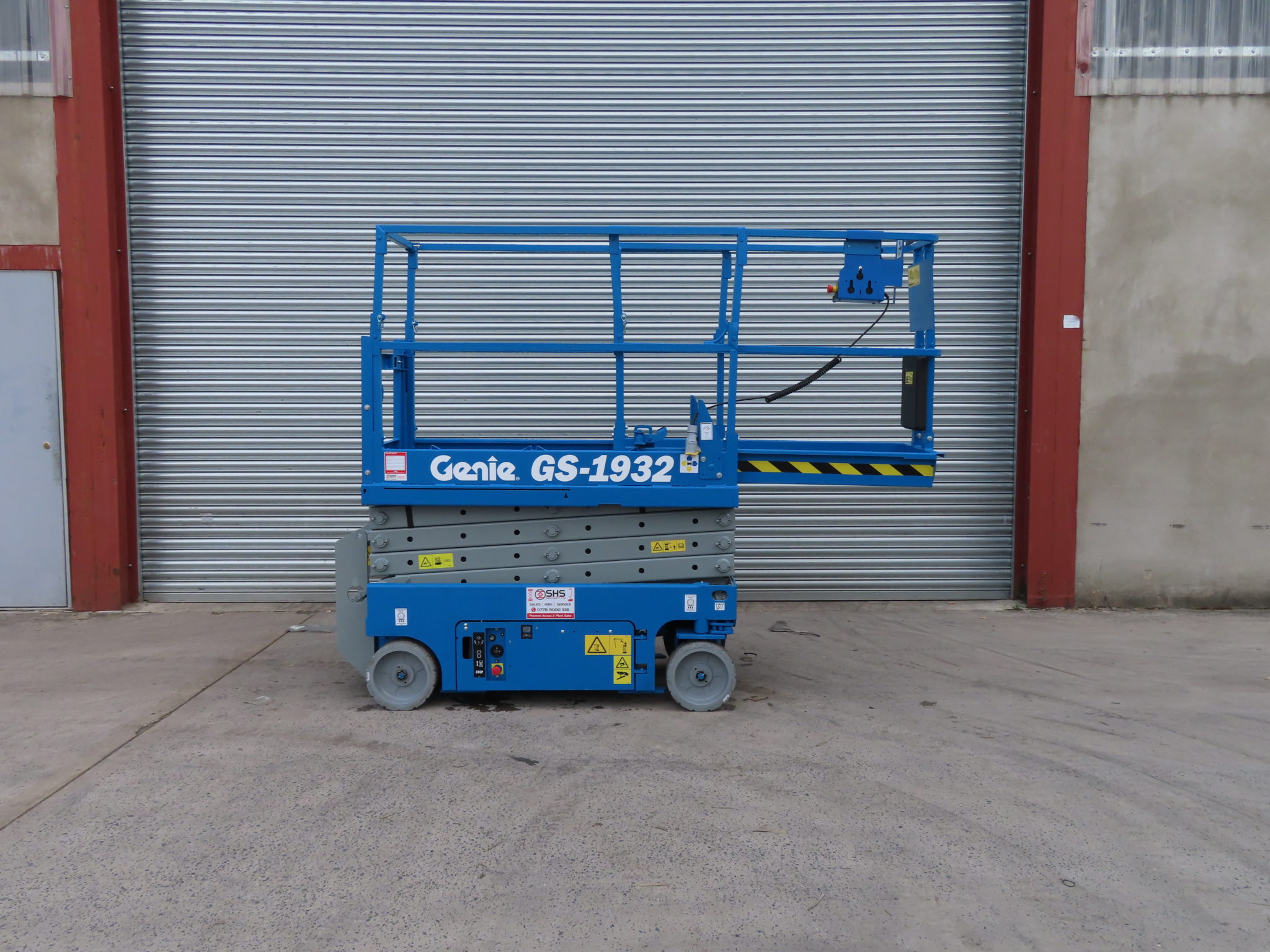 Genie 1932 Scissor Lift SN1943 SHS Merchants Ltd Used Platforms
