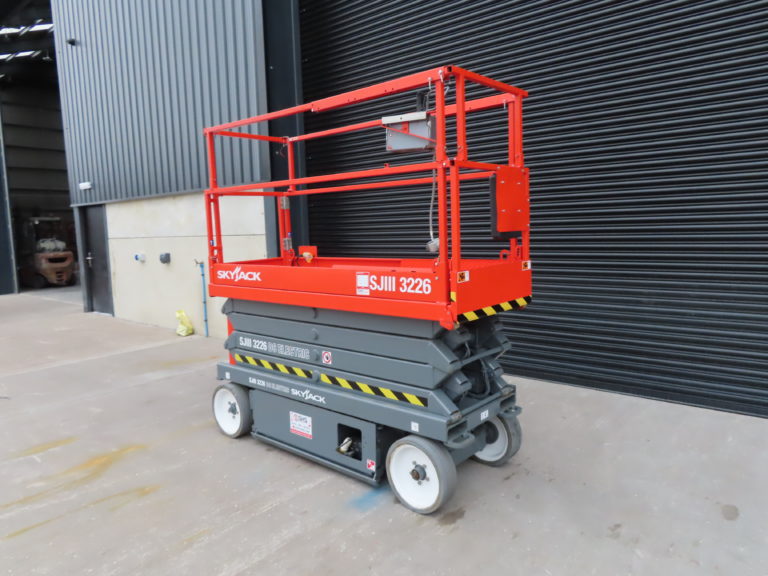 Skyjack SJIII 3226 Scissor Lift SN1972 SHS Merchants Ltd Used