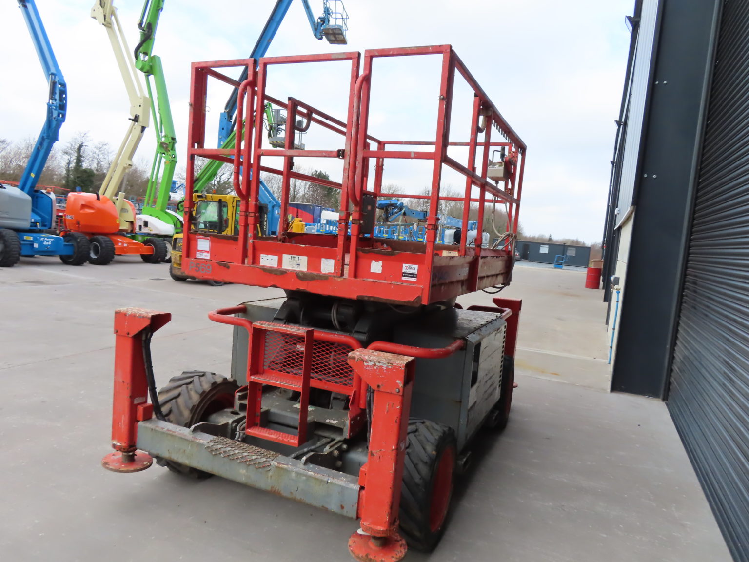 Skyjack 6832 RT Diesel Scissor Lift - SN 2023 | SHS Merchants Ltd ...