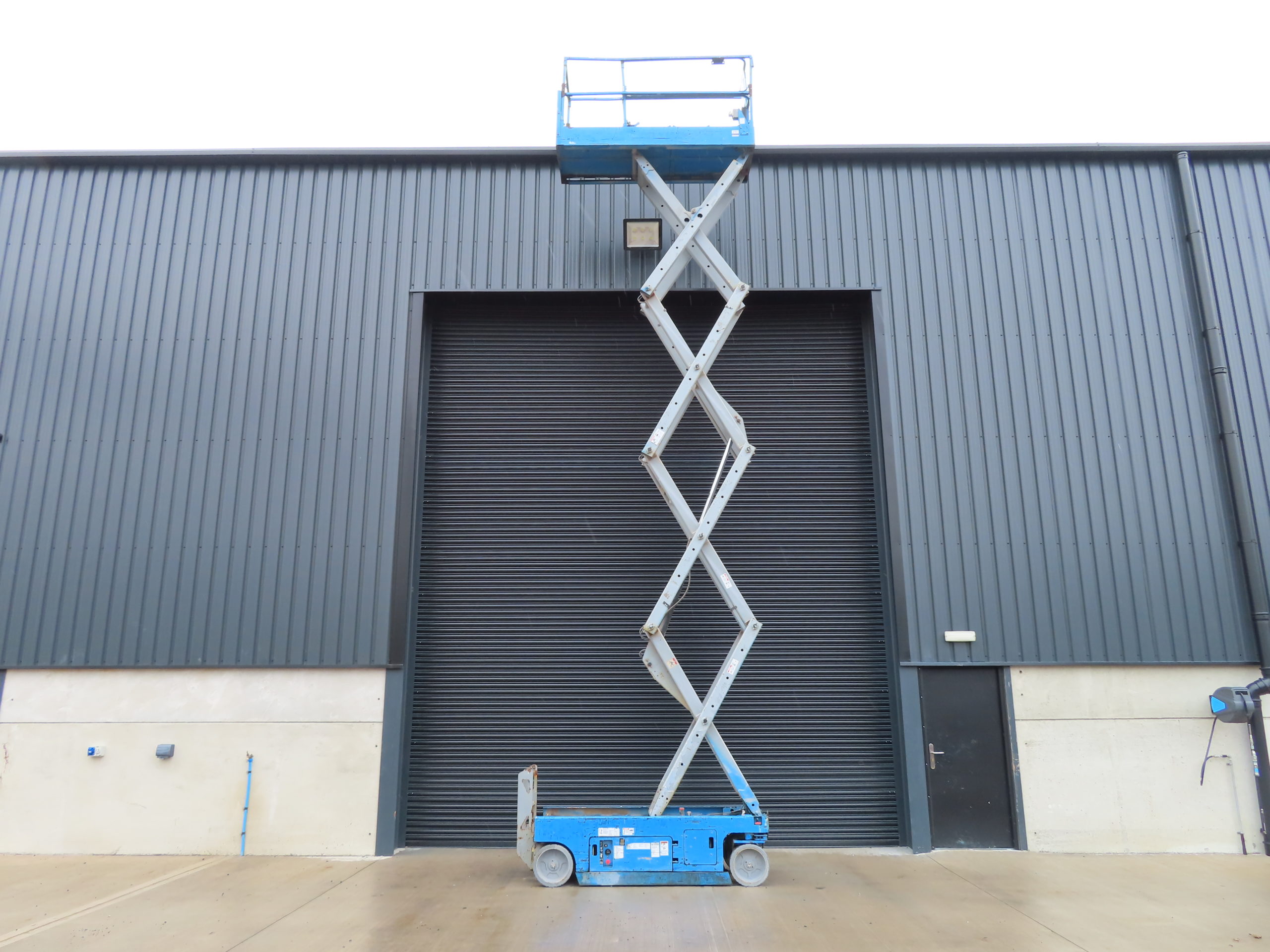 Genie Scissor Lift Access Platform Work Platform Sn Shs